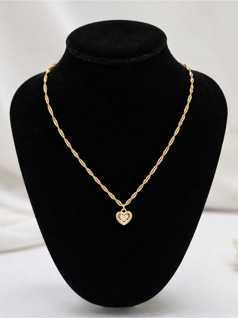 Gold Heart Pendant Necklace with Pink Stone
